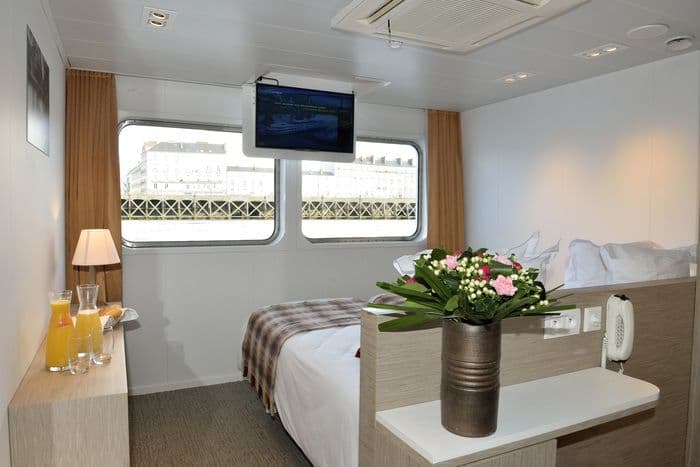 CroisiEurope MS Loire Princesse Main Deck Cabin.jpg